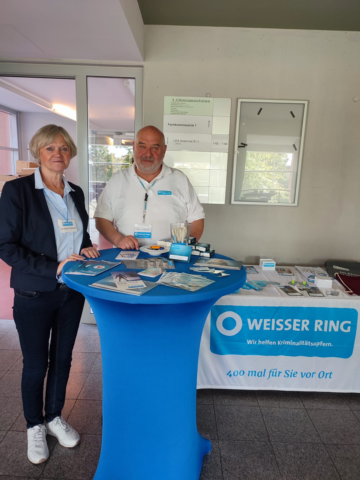 ehrenamtliche Mitarbeiter: Andrea Simon und Rolf Göricke